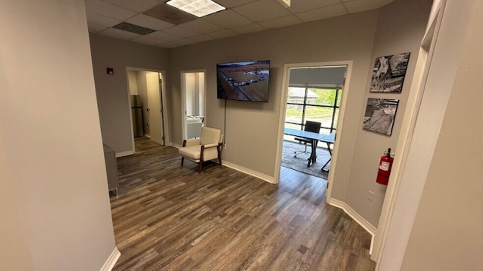 More Photos Of 19824 W Catawba Ave, Cornelius Medical For Lease