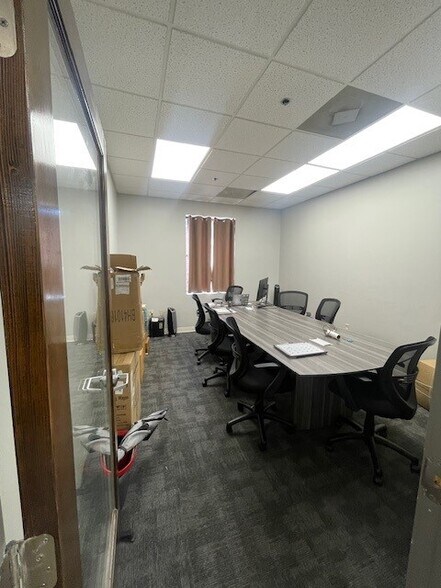 More Photos Of 100 Bull St, Savannah Office Residential For Lease