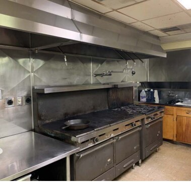 More Photos Of 1526 S 72nd St, West Allis Schools For Lease