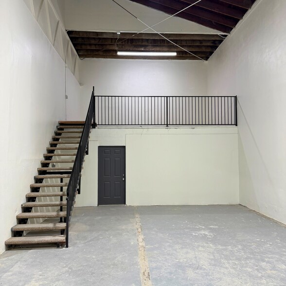 More Photos Of 4252 Whiteside St, Los Angeles Industrial For Lease