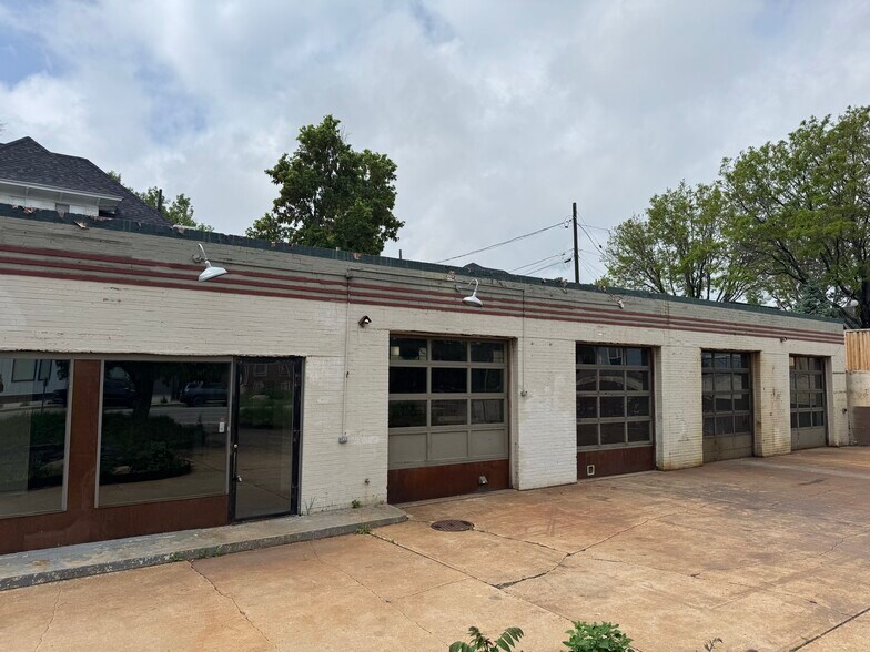 More Photos Of 3500 W 23rd Ave, Denver Auto Repair For Lease