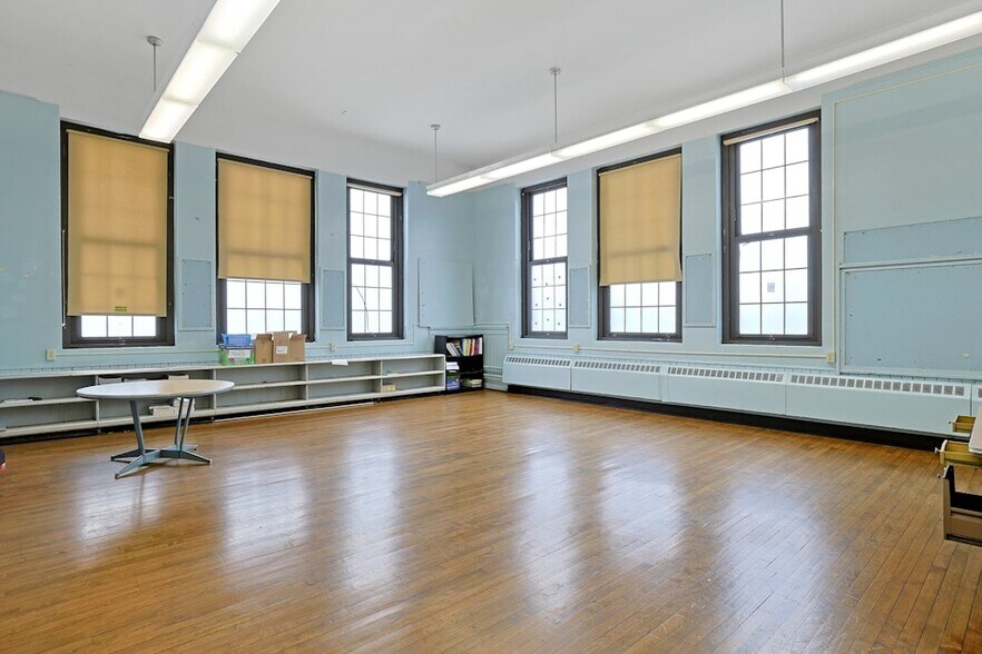 More Photos Of 53 Morningside Ave, Yonkers Schools For Sale