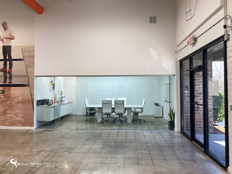 More Photos Of 1426 Chattahoochee Ave NW, Atlanta Warehouse For Lease