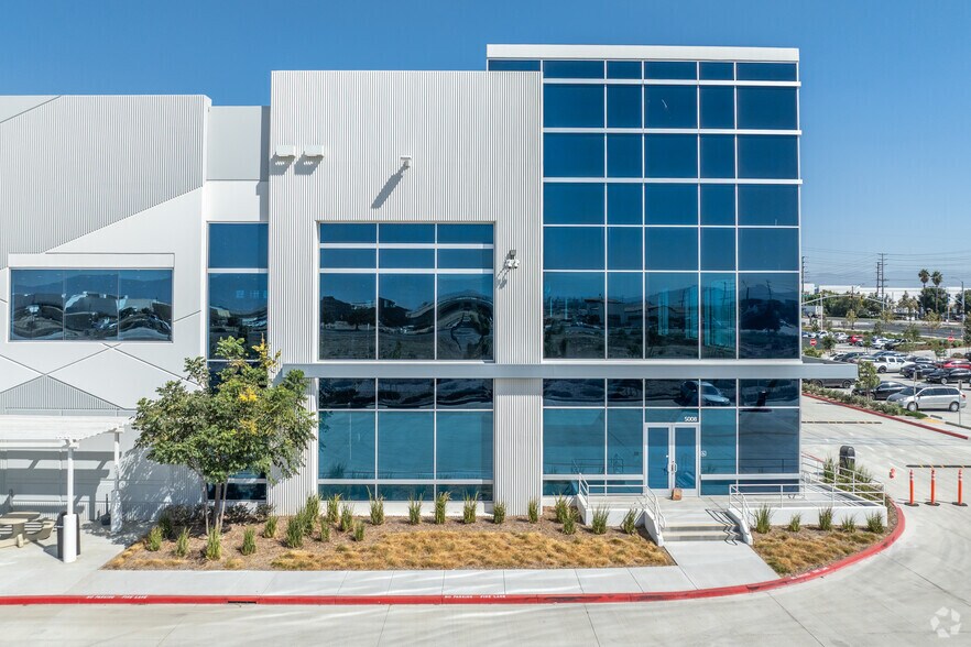 More Photos Of 4000 S Hamner Ave, Ontario Distribution For Lease