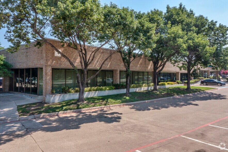 More Photos Of 701 E Plano Pkwy, Plano Unknown For Lease