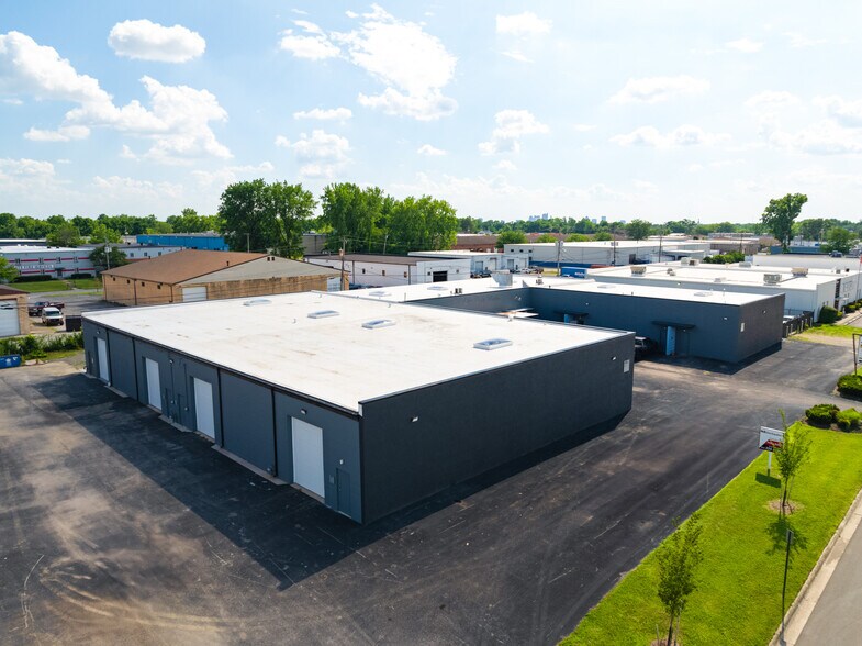 Primary Photo Of 3051 Lamb Ave, Columbus Warehouse For Lease