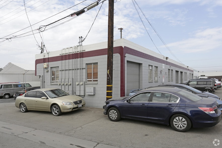 More Photos Of 8209-8215 Secura Way, Santa Fe Springs Warehouse For Lease