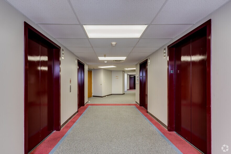 Photo of 18th Floor Ste 20-1800