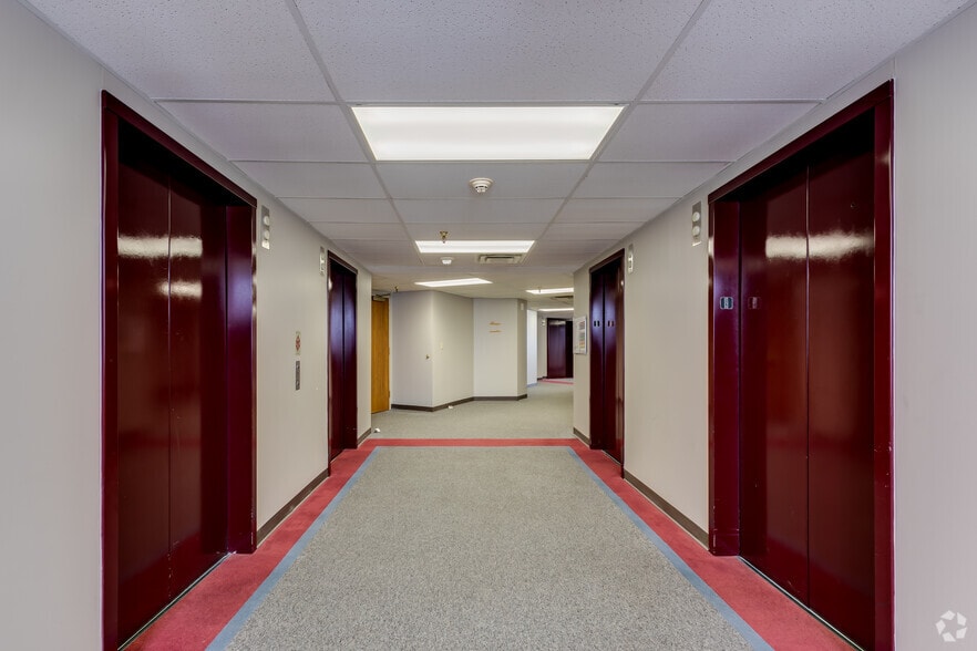 Photo of 18th Floor Ste 20-1800