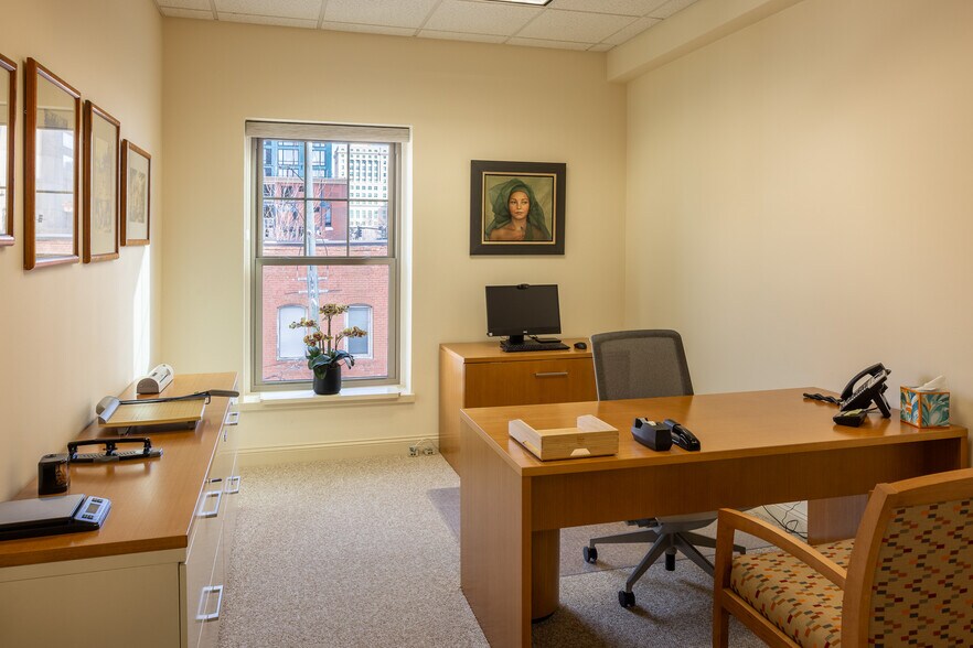 More Photos Of 56 College St, Asheville Office For Lease
