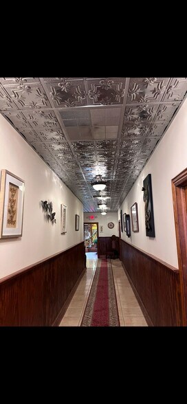 More Photos Of 84 Park Ave, Flemington Office For Lease