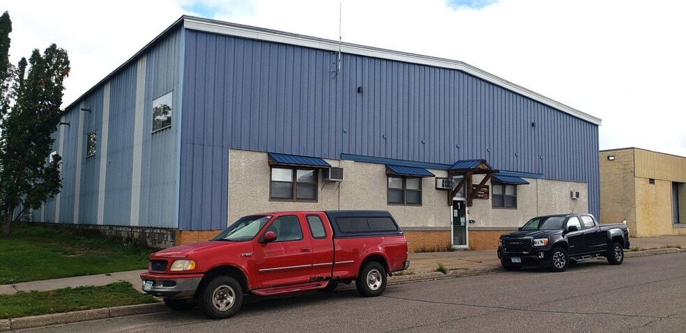 Primary Photo Of 511 3rd St NW, Bemidji Distribution For Sale