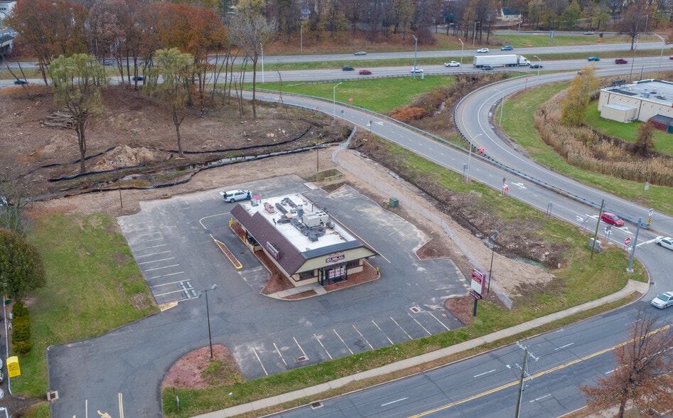 More Photos Of 25 Kane St, West Hartford General Retail For Lease