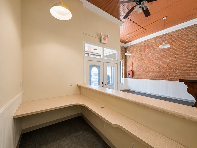 More Photos Of 210 N Liberty St, Jackson Storefront Retail Office For Lease
