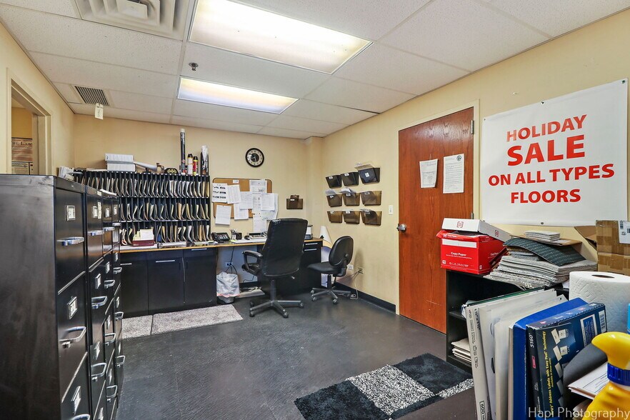 More Photos Of 195 N Milwaukee Ave, Vernon Hills Storefront Retail Office For Sale