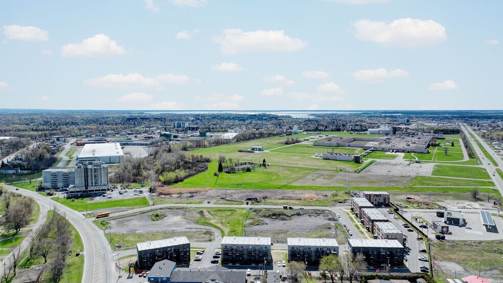 More Photos Of 24 Rue René-Vachon, Salaberry-de-valleyfield Land For Sale