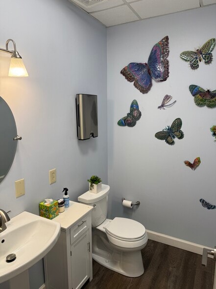 More Photos Of 1934 N Druid Hills Rd NE, Atlanta Office For Sale