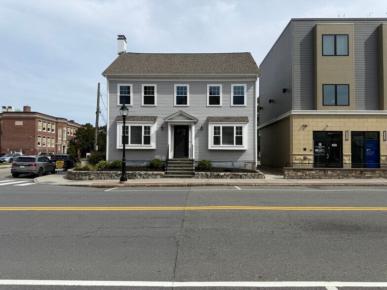 Primary Photo Of 550 Moody St, Waltham Medical For Lease