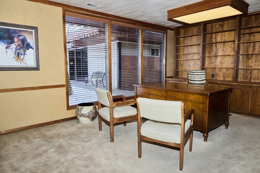 More Photos Of 150 E 200 N, Logan Medical For Sale