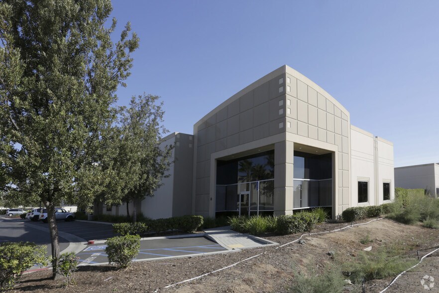 Primary Photo Of 14467 Meridian Pky, Riverside Warehouse For Lease