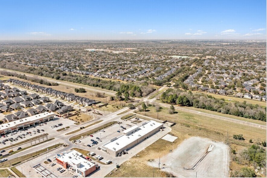More Photos Of 6355 S Peek Rd, Richmond Storefront For Lease