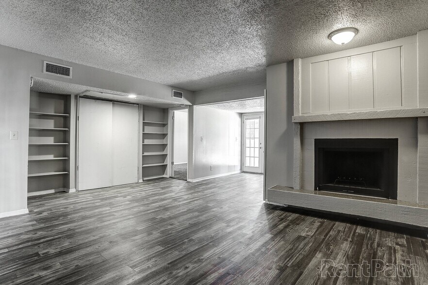 More Photos Of 3218 S 93rd East Ave, Tulsa Apartments For Sale