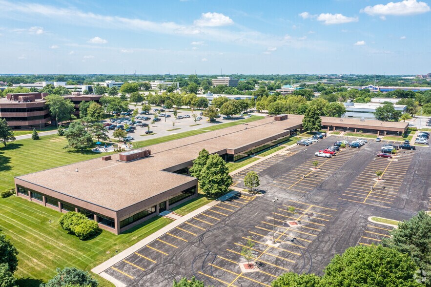 More Photos Of 4546 Corporate Dr, West Des Moines Office For Lease
