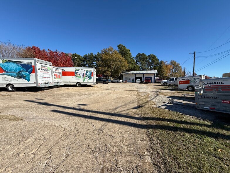 Primary Photo Of 3718 Troup Hwy, Tyler General Retail For Sale