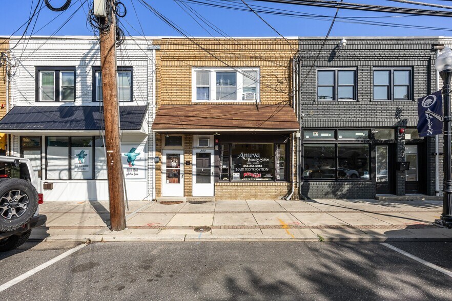 More Photos Of 209 W Clinton Ave, Oaklyn Storefront Retail Residential For Sale