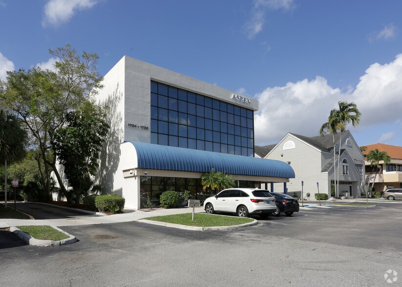 More Photos Of 1704-1726 N University Dr, Coral Springs Medical For Sale