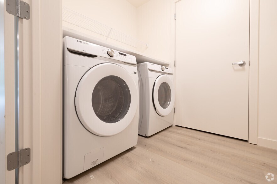 More Photos Of 44 Springside Ave, Arlington Apartments For Lease