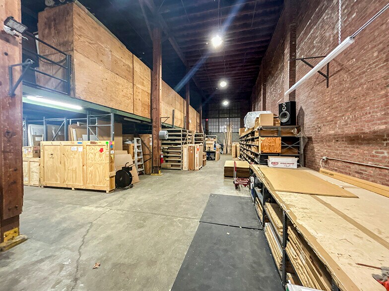 More Photos Of 80 Riverdale Ave, Greenwich Warehouse For Sale