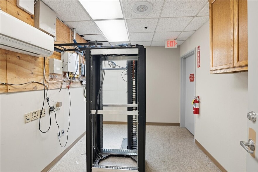 More Photos Of 12 Mauchly, Irvine Office Residential For Sale