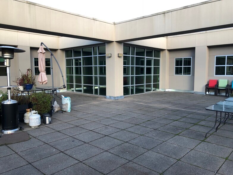 More Photos Of 3701 S Norfolk, Seattle Manufacturing For Sale