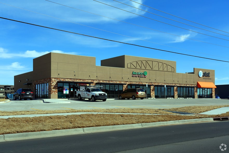 More Photos Of 761 SW 19th St, Moore General Retail For Sale