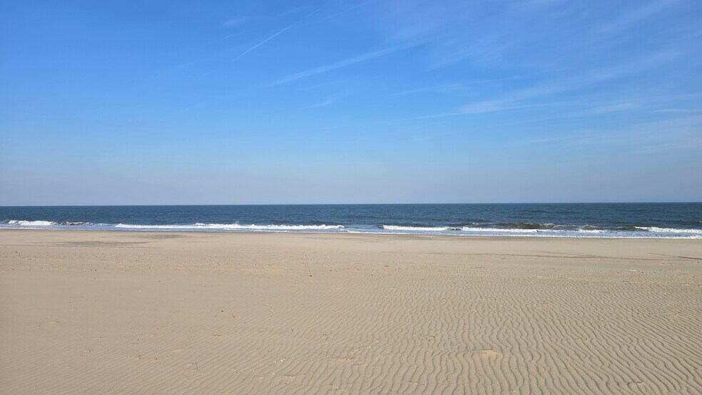 More Photos Of 5906-5908 Coastal Hwy, Ocean City Apartments For Sale
