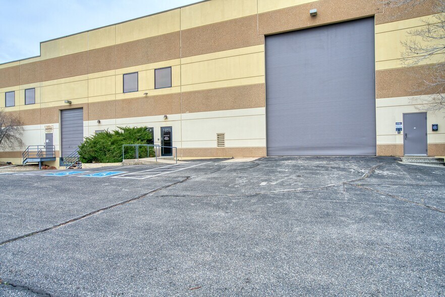 More Photos Of 6101 Lookout Rd, Boulder Light Manufacturing For Sale