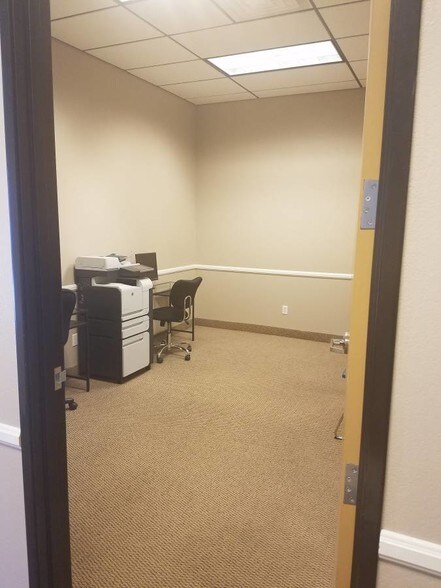 More Photos Of 7380 W Sahara Ave, Las Vegas Office For Lease