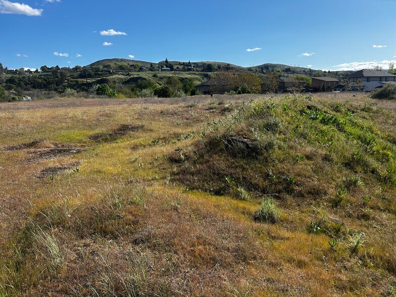More Photos Of Lone Pine Blvd, The Dalles Land For Sale