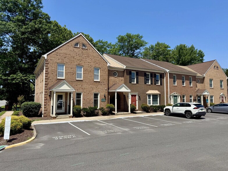 More Photos Of 9250-9254 Mosby St, Manassas Office For Sale