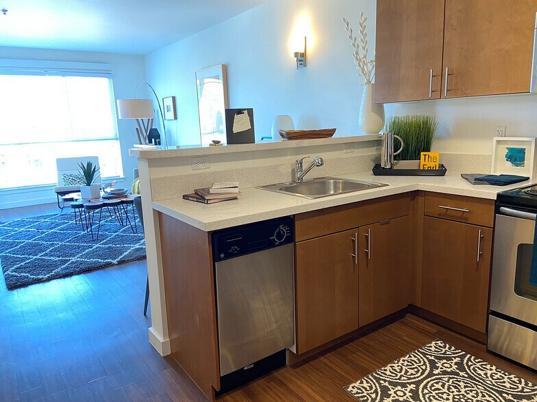 More Photos Of 1250 E Burnside St, Portland Apartments For Lease