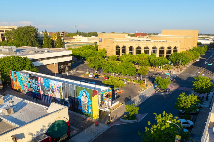 More Photos Of 918 10th St, Modesto Storefront Retail Office For Sale