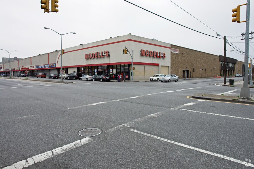 More Photos Of 922 Pennsylvania Ave, Brooklyn Unknown For Lease