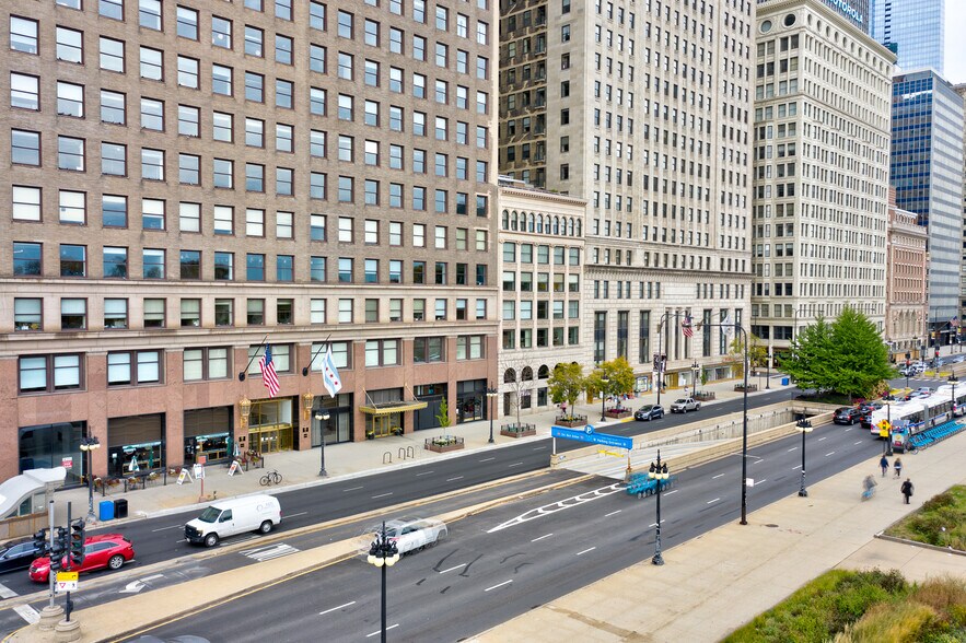 More Photos Of 318-320 S Michigan Ave, Chicago Apartments For Sale