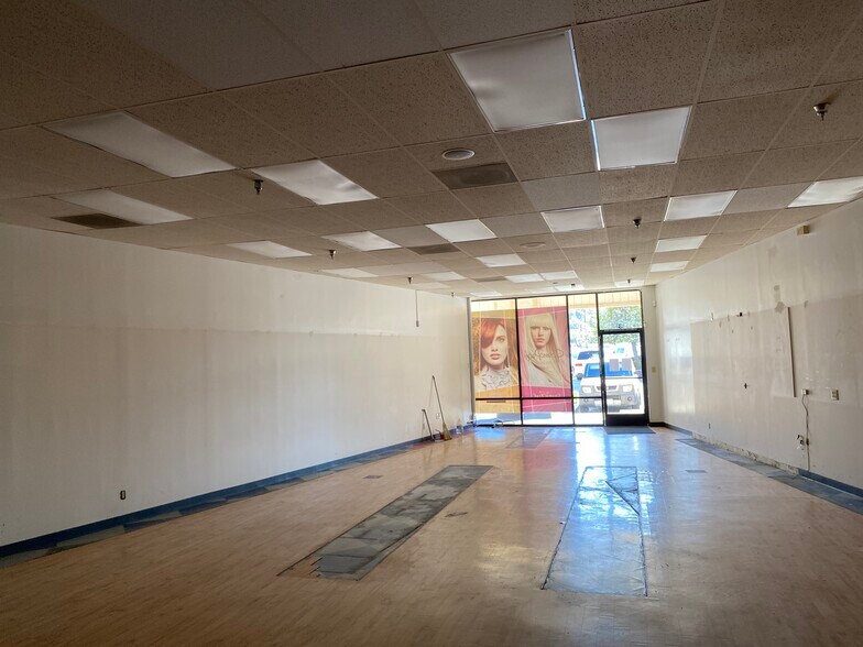 More Photos Of 19745 E Colima Rd, Rowland Heights Freestanding For Lease