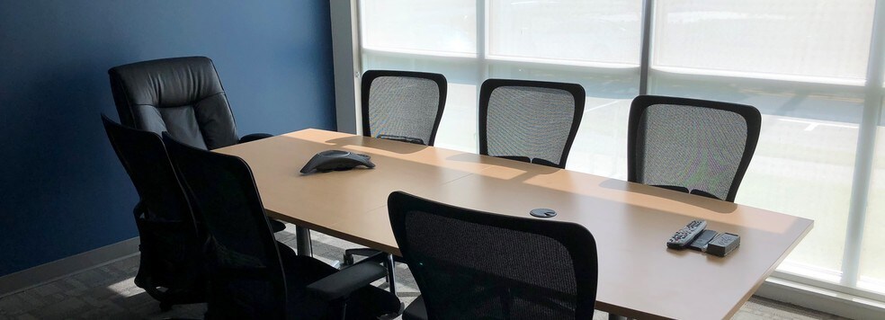 More Photos Of 11 Sylvan St, Danvers Office For Lease