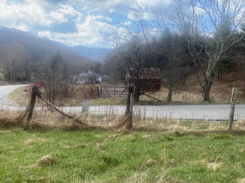 More Photos Of 455 Shawnee Rd, Banner Elk Land For Sale