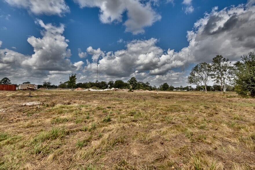 More Photos Of 946 Saint Marys St, Hempstead Land For Sale