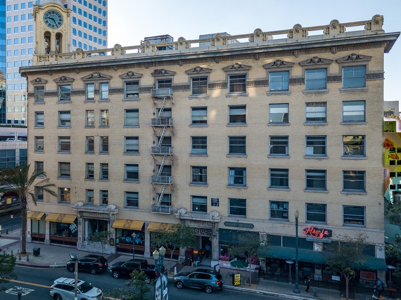 More Photos Of 115 Pine Ave, Long Beach Office For Lease