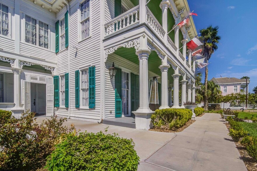 More Photos Of 1502 Market St, Galveston Hospitality For Sale